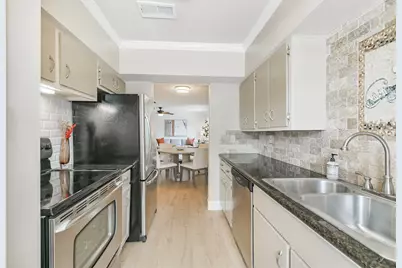 9003 Gaylord Street #11, Houston, TX 77024 - Photo 10