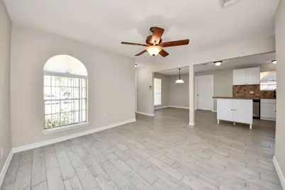 11915 Binghampton Drive, Houston, TX 77089 - Photo 8