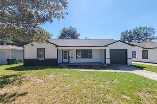 [Address not provided], Baytown, TX 77520 - Photo 2