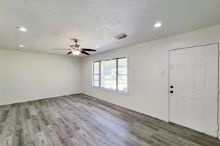 [Address not provided], Baytown, TX 77520 - Photo 6