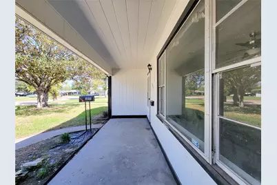 1311 Jefferson, Baytown, TX 77520 - Photo 4