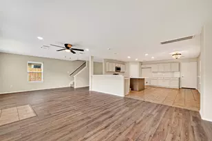 13822 Calm Wind Way, Houston, TX 77045 - Photo 6