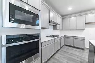 1923 Parks Edge Ln, Angleton, TX 77515 - Photo 6