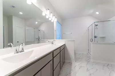 1923 Parks Edge Lane, Angleton, TX 77515 - Photo 14