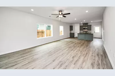 18745 Loom Drive, Conroe, TX 77306 - Photo 10