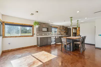 392 Robert E Lee Lane, Livingston, TX 77351 - Photo 8