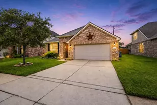 24522 Emerald Pool Falls Dr, Tomball, TX 77375 - Photo 2