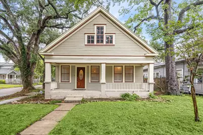 321 W 13th Street, Houston, TX 77008 - Photo 1