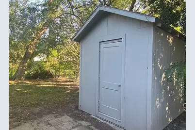 102 Mulberry Street, Lake Jackson, TX 77566 - Photo 14