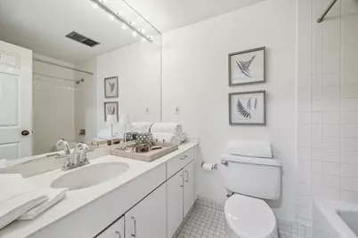 2001 Holcombe Boulevard #504, Houston, TX 77030 - Photo 14