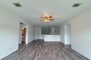14815 Thomas Mill Ln, Sugar Land, TX 77498 - Photo 18