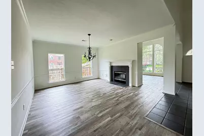 14815 Thomas Mill Lane, Sugar Land, TX 77498 - Photo 4