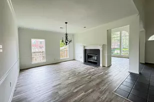 14815 Thomas Mill Ln, Sugar Land, TX 77498 - Photo 4