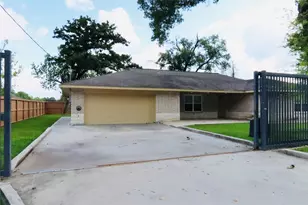 13121 Unison Rd, Houston, TX 77044 - Photo 4