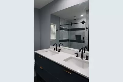 13121 Unison Rd, Houston, TX 77044 - Photo 16