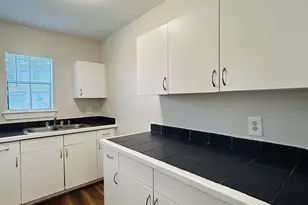 3629 N Macgregor Way, Houston, TX 77004 - Photo 10