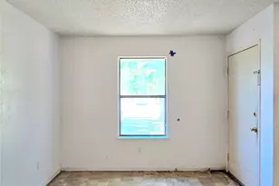 808 Willow Ave, Cleveland, TX 77327 - Photo 10