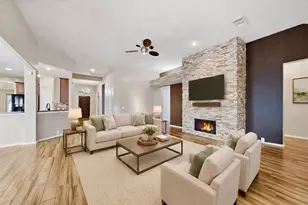 9405 Sundown Dr, Pearland, TX 77584 - Photo 8