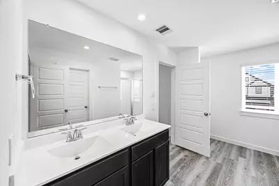 12305 Brandenburg Gate Drive, Houston, TX 77047 - Photo 12