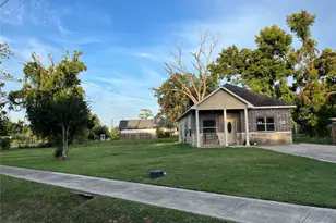 5630 Shreveport Blvd, Houston, TX 77028 - Photo 1