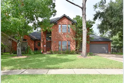 1110 Lake Estates Drive, Sugar Land, TX 77498 - Photo 2