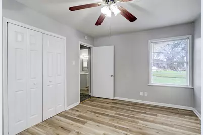 2100 Ontario Street, Baytown, TX 77520 - Photo 8