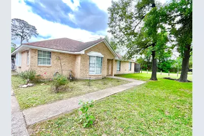 405 Wild Plum Street, Houston, TX 77013 - Photo 2