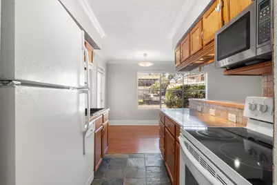 2750 Holly Hall Street #901, Houston, TX 77054 - Photo 16