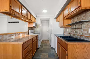 2750 Holly Hall St, Houston, TX 77054 - Photo 14