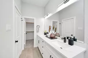 7906 Gladstone St, Houston, TX 77051 - Photo 16
