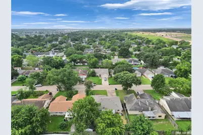 18726 Wood Glen Lane, Houston, TX 77084 - Photo 2