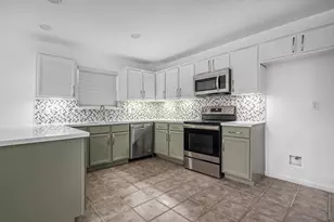 211 Hunt Rd, Baytown, TX 77521 - Photo 8