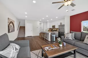 9120 Highland Northern Wy, Houston, TX 77088 - Photo 6