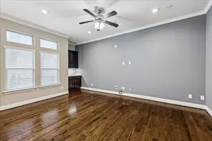 1113 W 18th St, Houston, TX 77008 - Photo 12