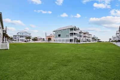 3814 Wentletrap, Galveston, TX 77554 - Photo 4
