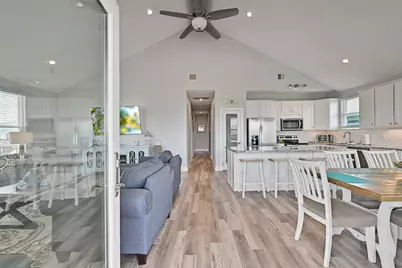 4207 Navarro Drive, Galveston, TX 77554 - Photo 1