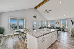 4207 Navarro Dr, Galveston, TX 77554 - Photo 10