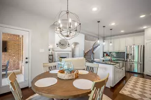 7 East Wading Pond Circle, The Woodlands, TX 77375 - Photo 20
