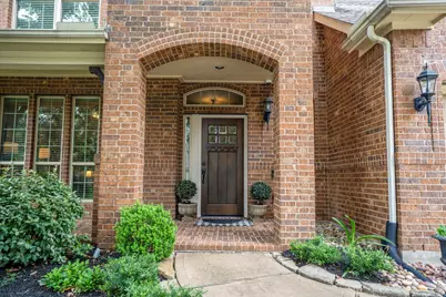 7 E Wading Pond Circle, Tomball, TX 77375 - Photo 4