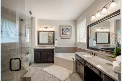 7 E Wading Pond Circle, Tomball, TX 77375 - Photo 28