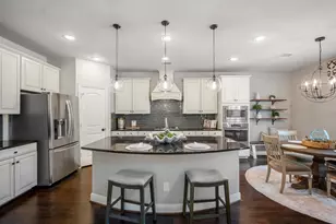 7 East Wading Pond Circle, The Woodlands, TX 77375 - Photo 16