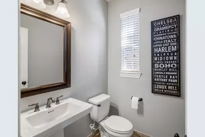 7 E Wading Pond Circle, Tomball, TX 77375 - Photo 10