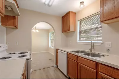 636 Avenue H, Huntsville, TX 77320 - Photo 12