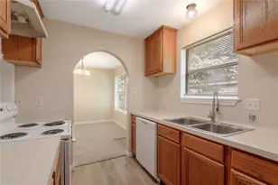 636 Avenue H, Huntsville, TX 77320 - Photo 12
