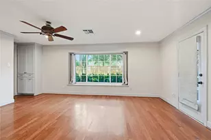 12435 Kimberley Ln, Houston, TX 77024 - Photo 10