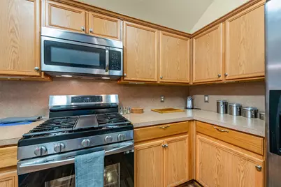 13022 Cherton Court, Houston, TX 77045 - Photo 10