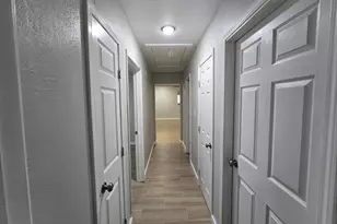 8307 Coastway Ln, Houston, TX 77075 - Photo 10