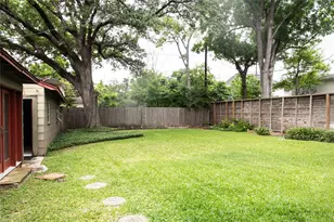 5564 Aspen St, Bellaire, TX 77401 - Photo 28