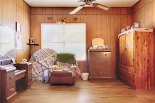 602 E Post Office St, Weimar, TX 78962 - Photo 16