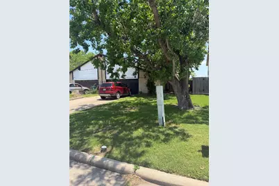 411 S Austin Street, Webster, TX 77598 - Photo 2